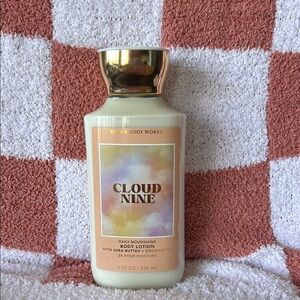 Cloud Nine Body Lotion - Gold and Cream
